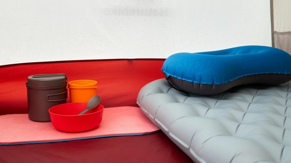 Matelas gonflable 1 personne : le compagnon idéal pour dormir partout